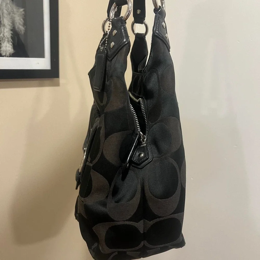 Y2K 2000s black Signature C Monogram Coach Slouchy Hobo Shoulder Bag / Handbag